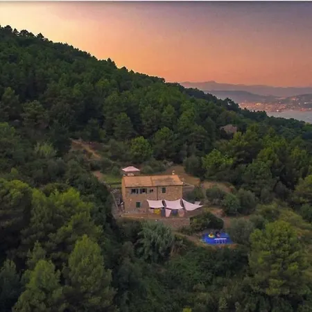 La Martina Portovenere Trekking Cottage-2